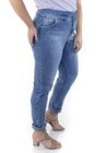1121AR00  Calça Jeans Mom Plus Size (Lateral 2)